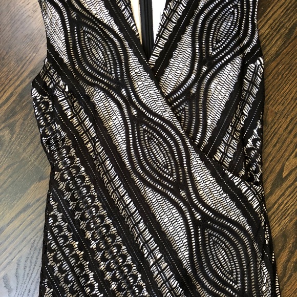 Plenty by Tracy Reese sleeveless wrap lace column dress - Picture 5 of 8